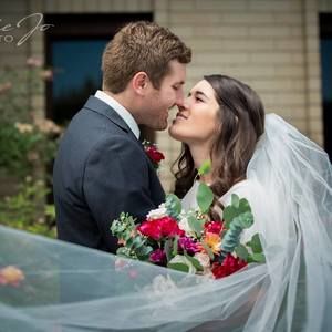 Meet your Posher, Maria-ximena